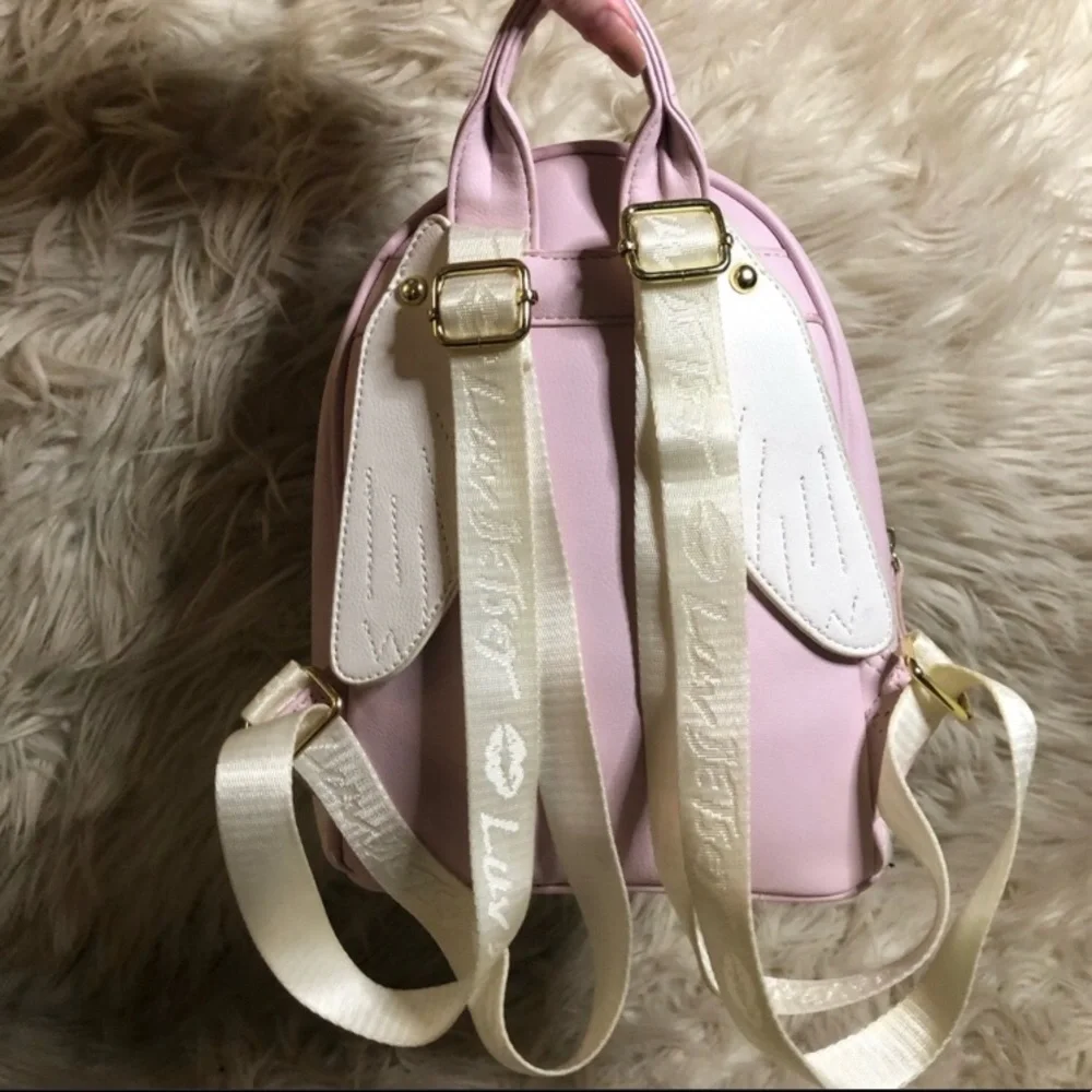 Backpack - Picture 3 of 9